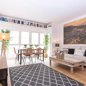 Henao Park De Suites, En Pleno Centro Con Garaje Directo , Bilbao España