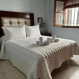 Apartamento Buen Pastor Con Parking Gratuito, Córdoba